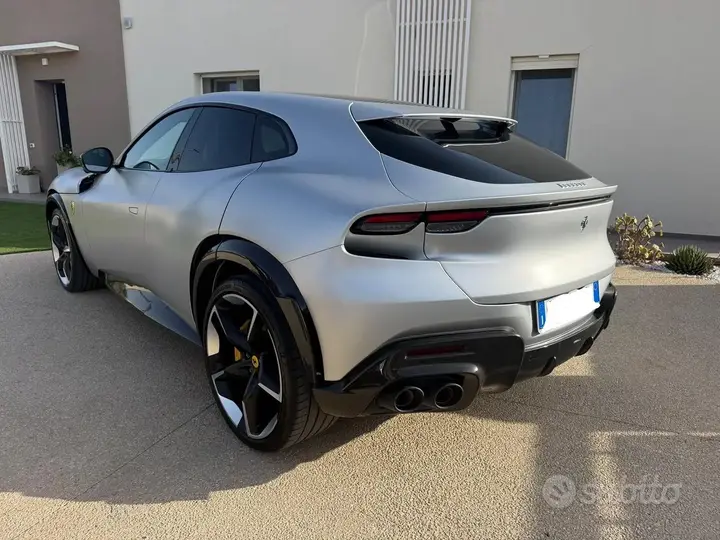 Ferrari Purosangue 2024 photo 3