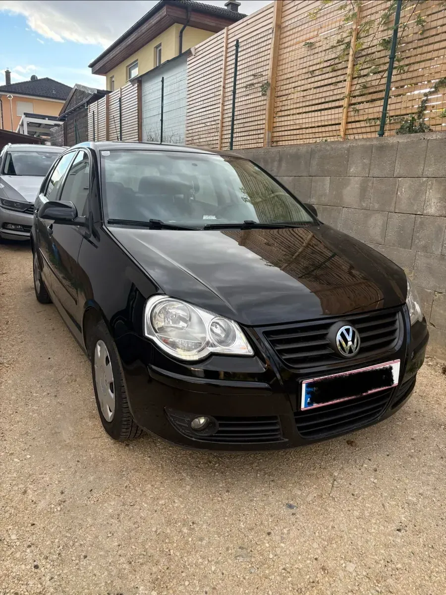 Volkswagen Polo 2006 photo 2