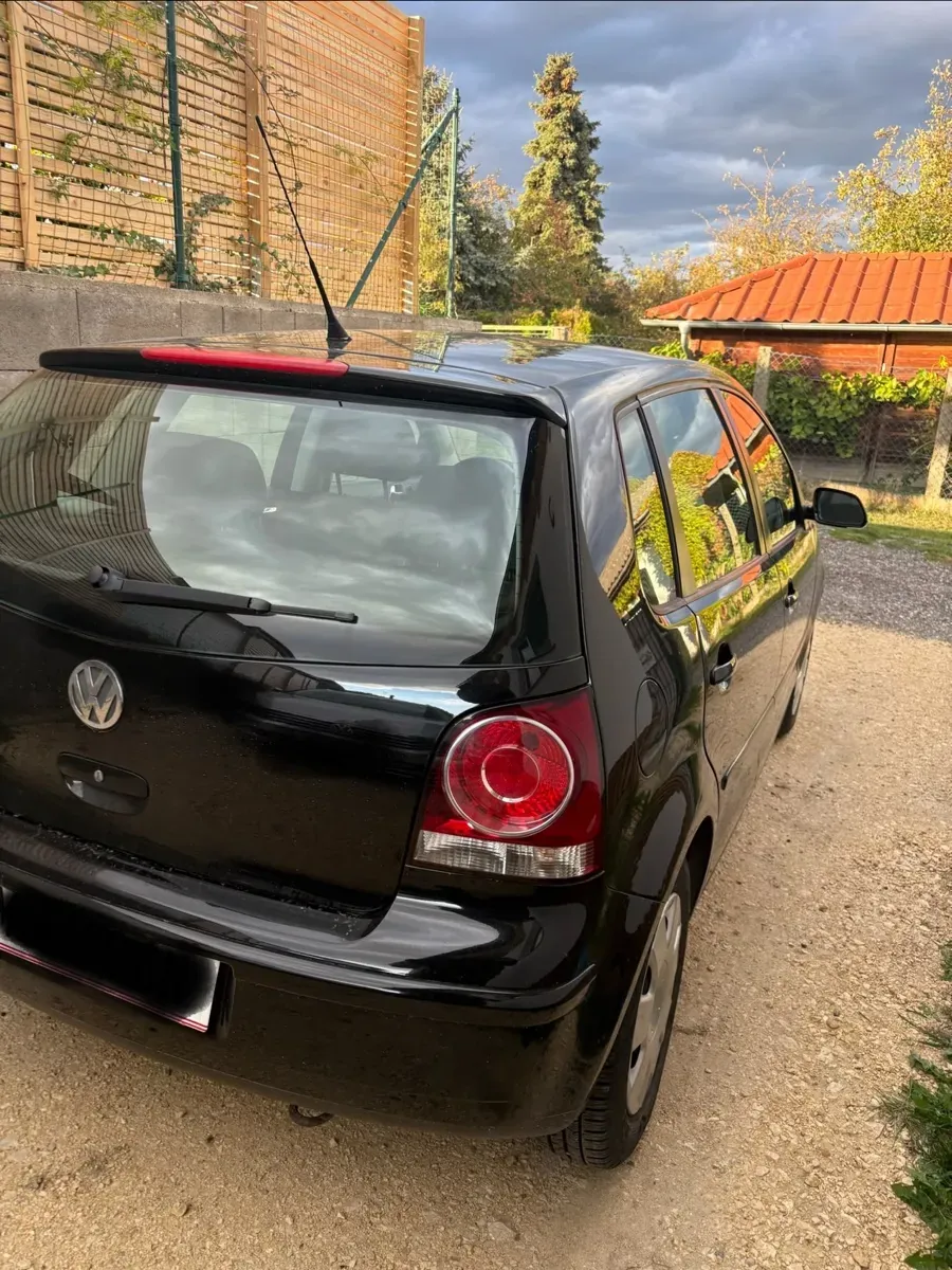 Volkswagen Polo 2006 photo 3