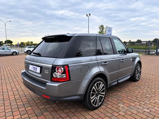 Land Rover Range Rover Sport 2012 photo 5
