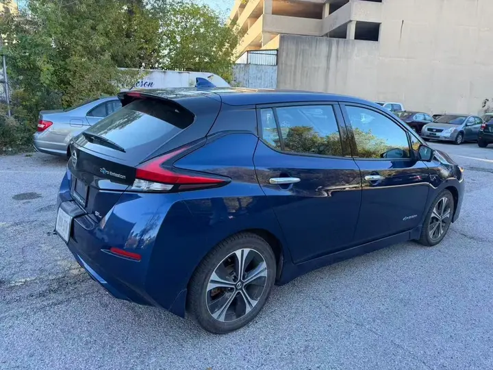 Nissan Leaf 2018 photo 4