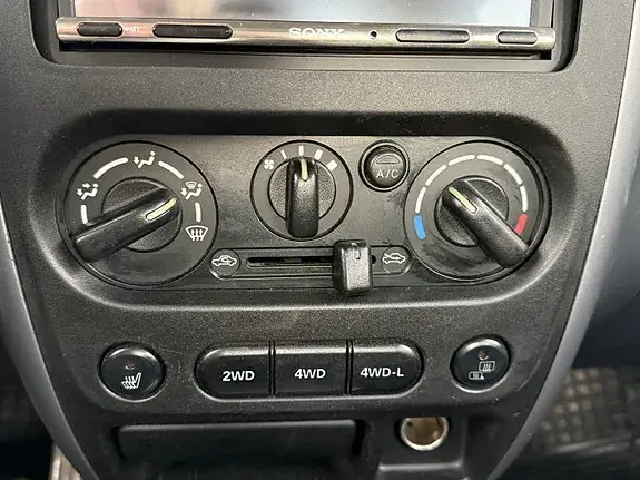 Suzuki Jimny 2008 photo 5