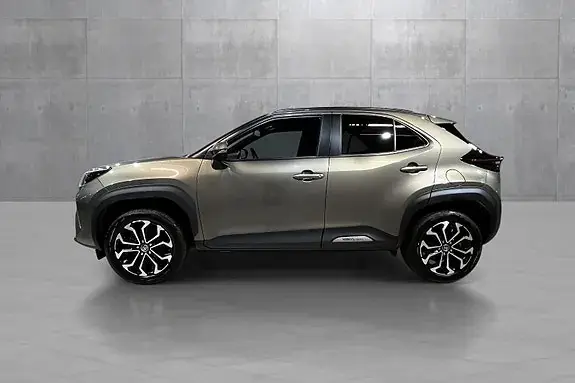 Toyota Yaris Cross 2024 photo 2