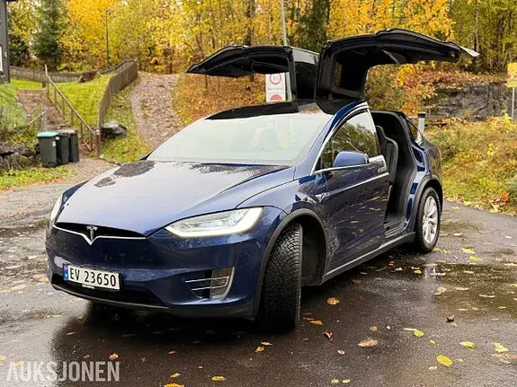 Tesla Model X