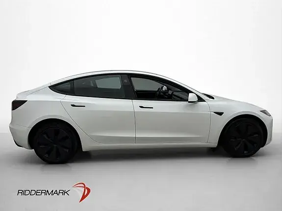 Tesla Model 3 2024 photo 5