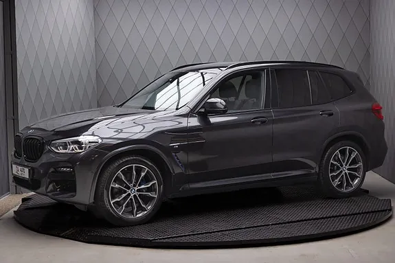 BMW X3 2020 photo 2
