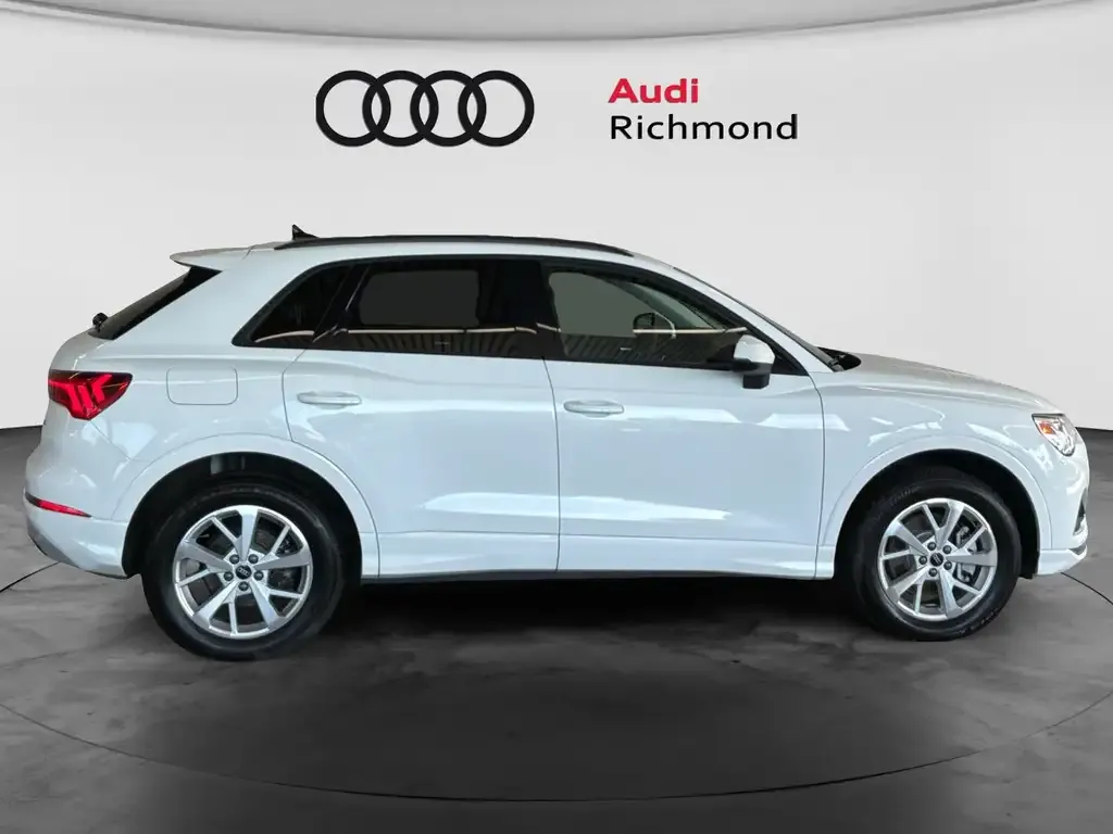 Audi Q3 2025 photo 4