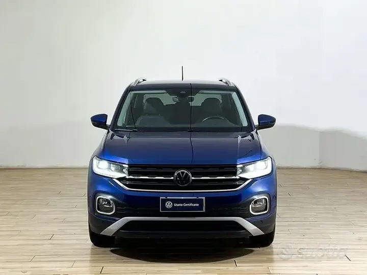 Volkswagen T-Cross 2023 photo 2