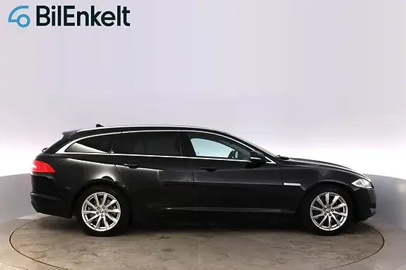 Jaguar Xf 2013 photo 2