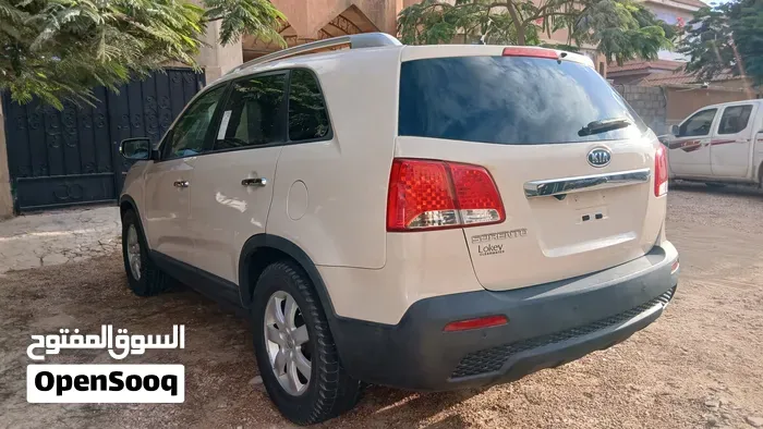 Kia Sorento 2012 photo 4