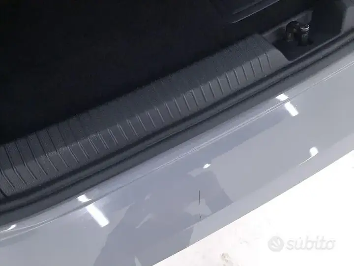 Volkswagen Golf Life 2023 photo 5