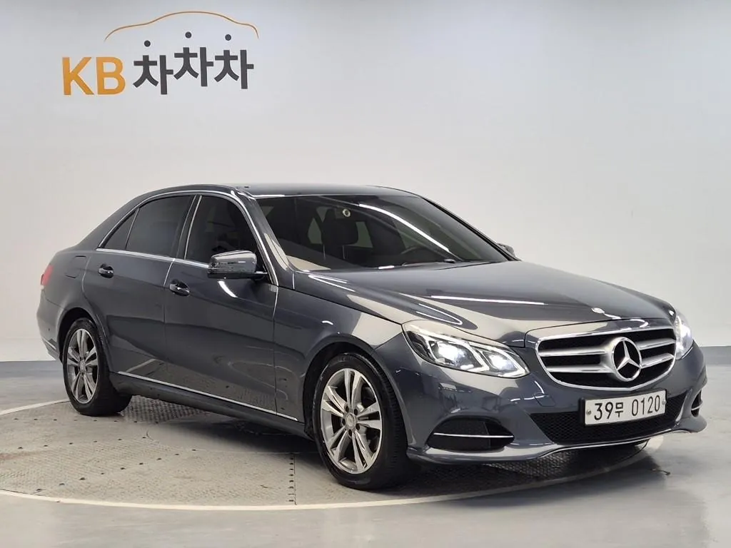 Mercedes-Benz E-Class 2016 photo 4