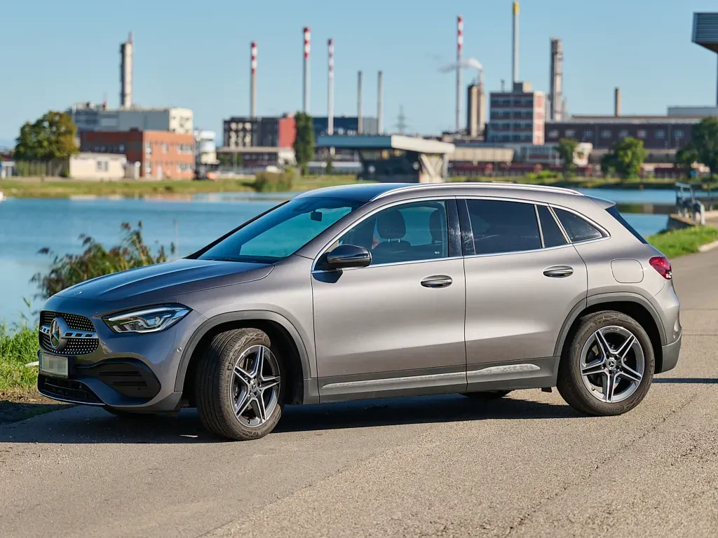 Mercedes-Benz Gla Class 2021 photo 3