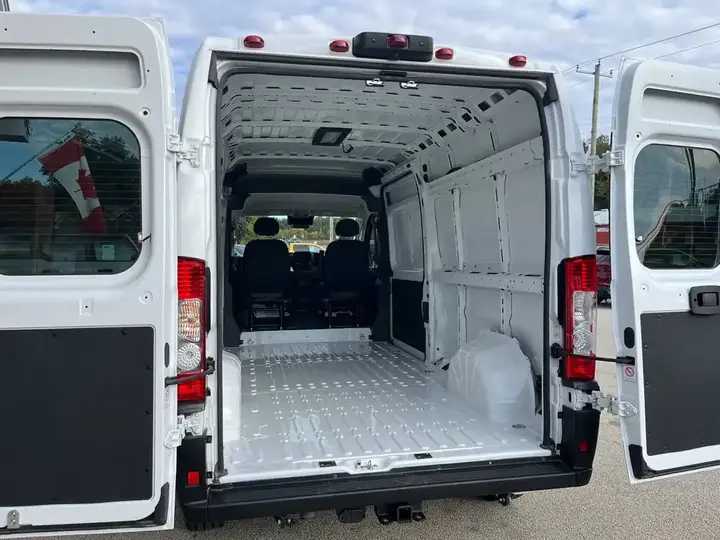 Ram Promaster 2025 photo 3
