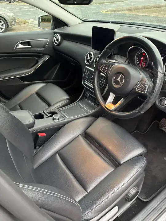 Mercedes-Benz A-Class 2017 photo 2