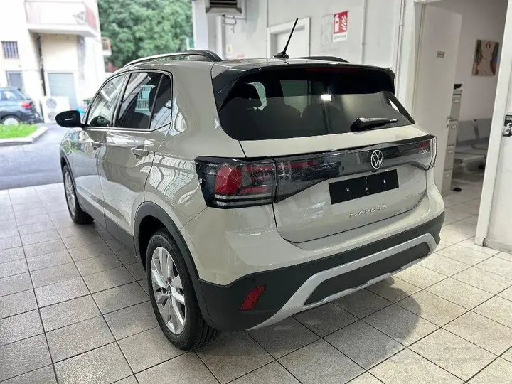 Volkswagen T-Cross 2026 photo 4