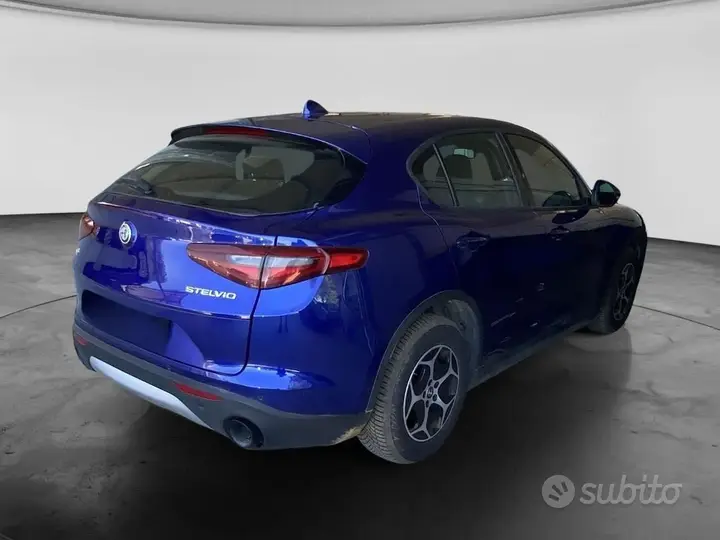 Alfa Romeo Stelvio 2022 photo 2