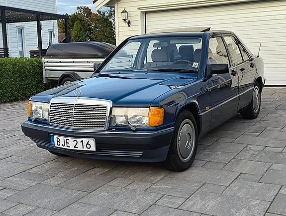 Mercedes-Benz 190 E 1990 photo 4