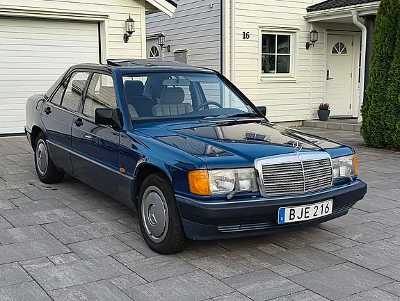Mercedes-Benz 190 E