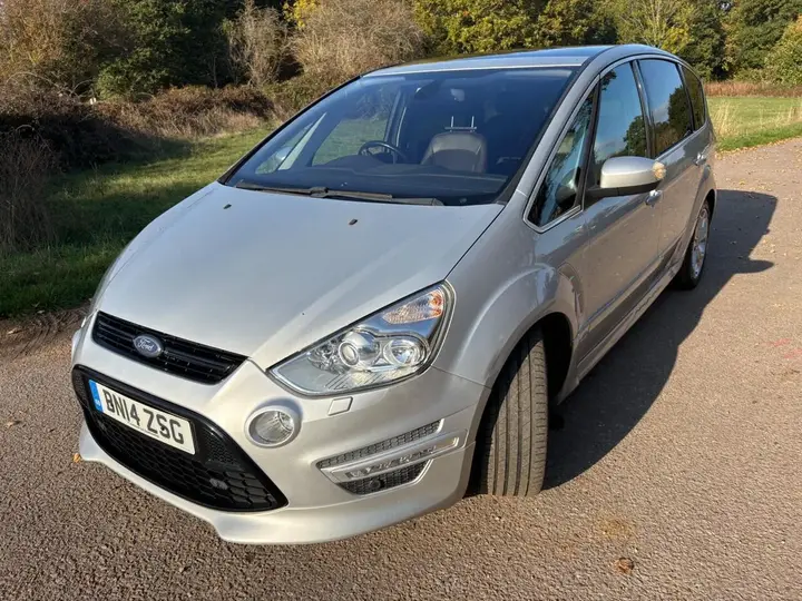 Ford S-Max 2014 photo 4