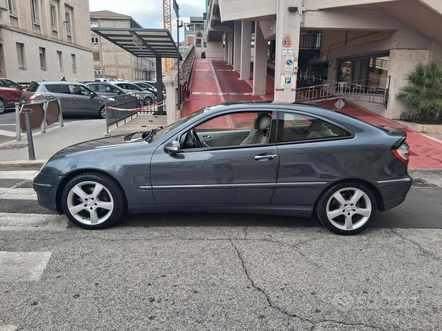 Mercedes-Benz C 220 Sportcoupé Avantgarde 2007 photo 2