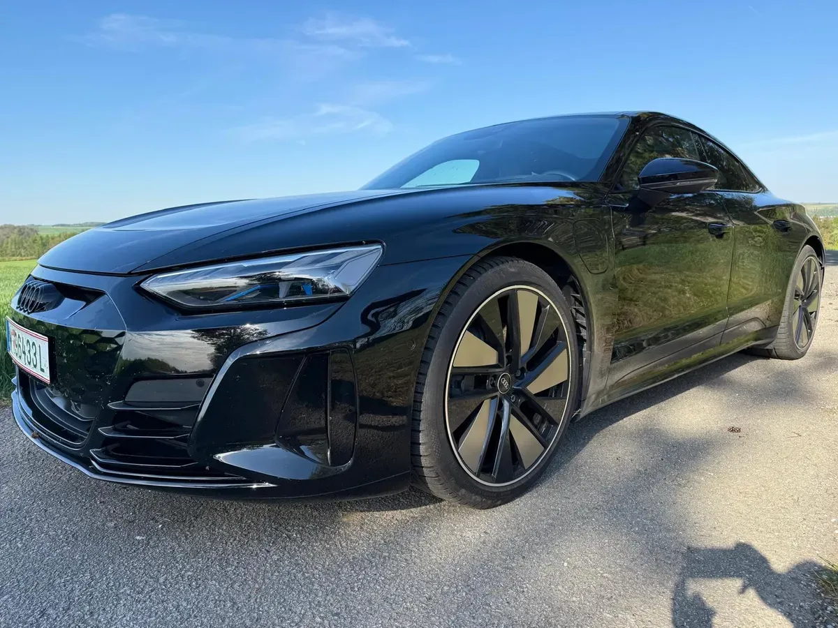 Audi E-Tron Gt 2022 photo 2