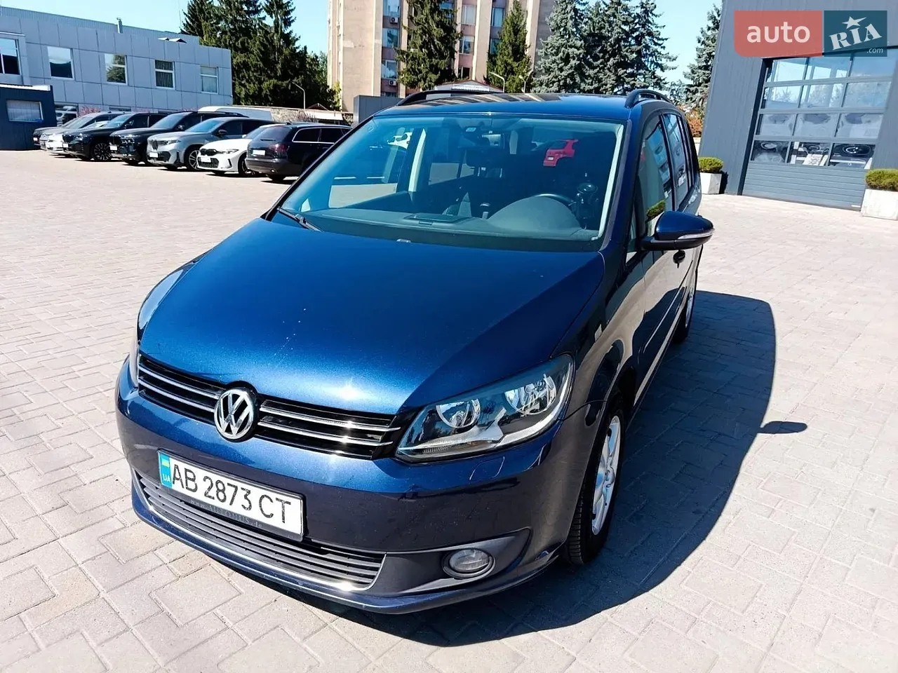Volkswagen Touran 2014 photo 5