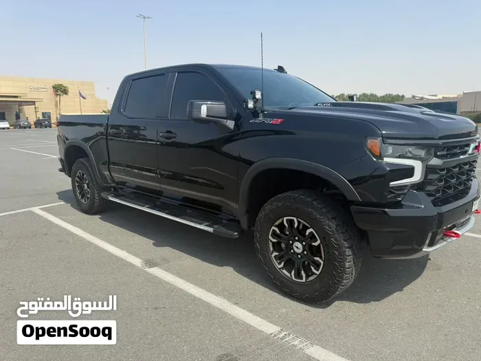 Chevrolet Silverado 2025 photo 2