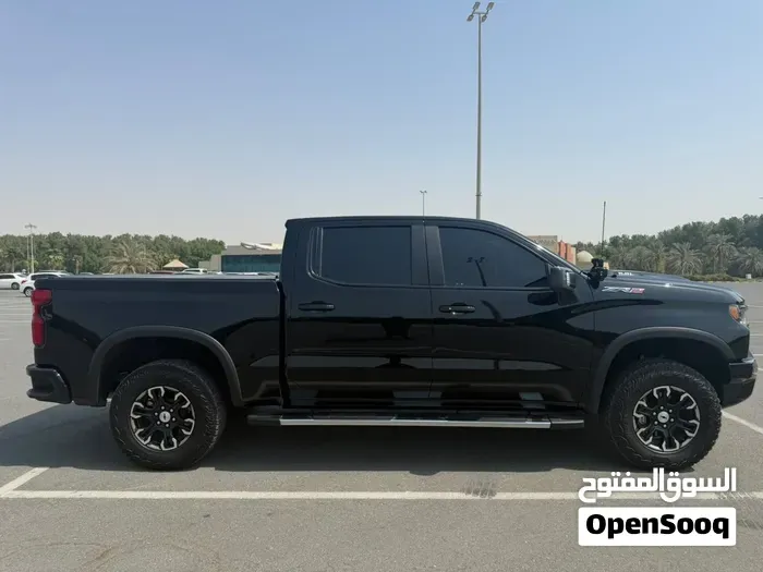 Chevrolet Silverado 2025 photo 3