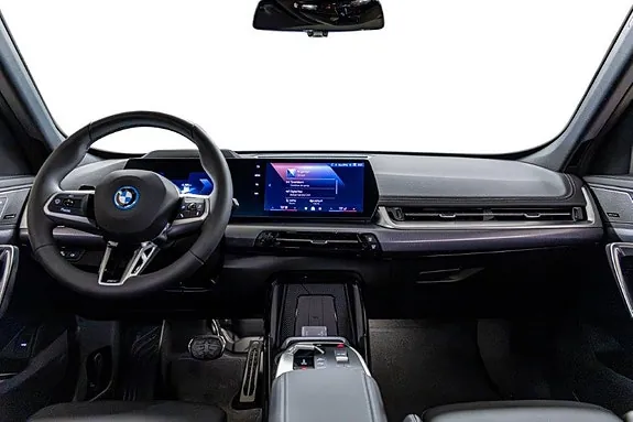 BMW Ix1 2027 photo 4