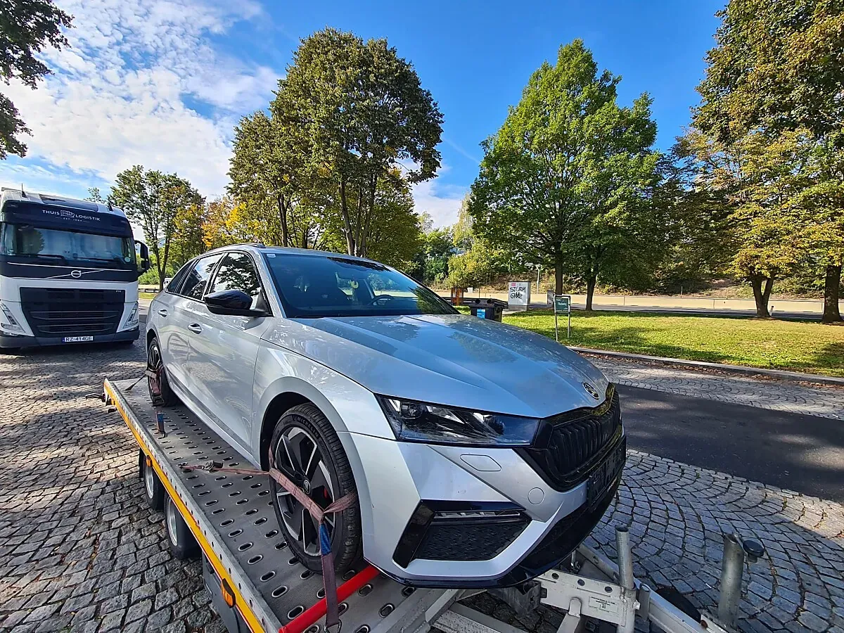 Skoda Octavia 2021 photo 3
