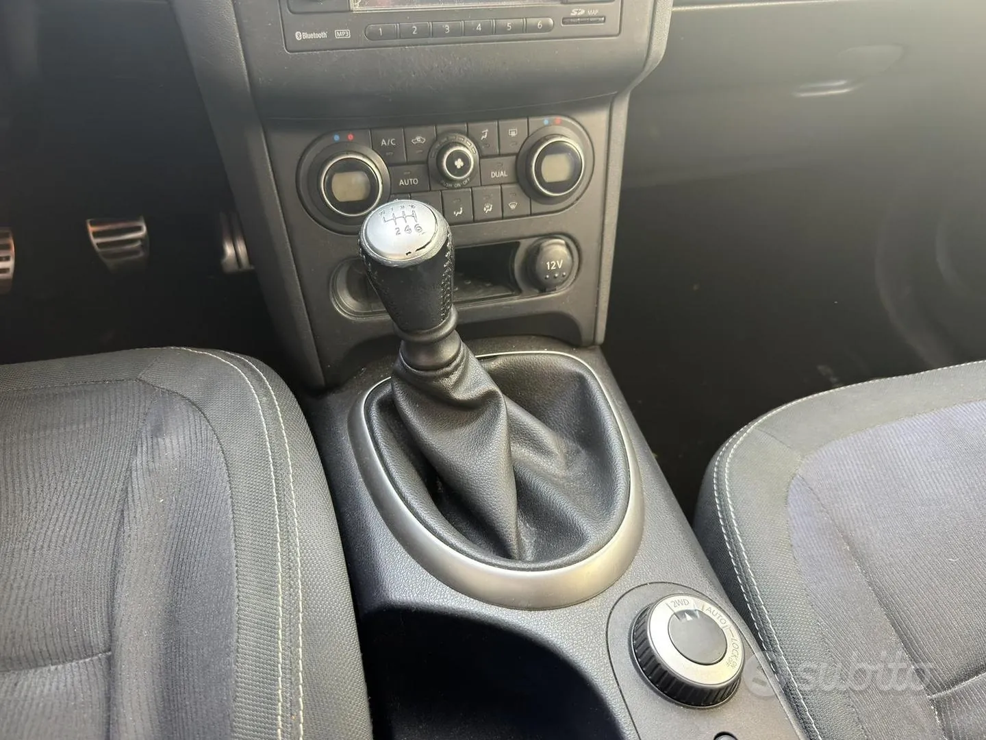 Nissan Qashqai 2010 photo 3
