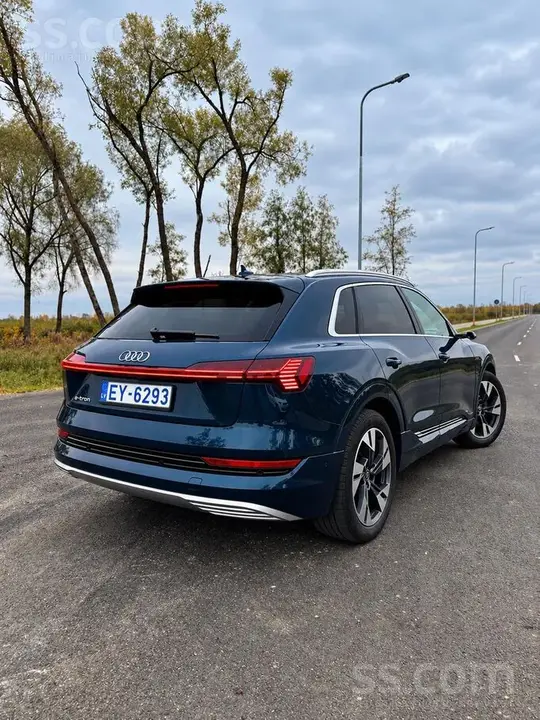 Audi E-Tron 2022 photo 5