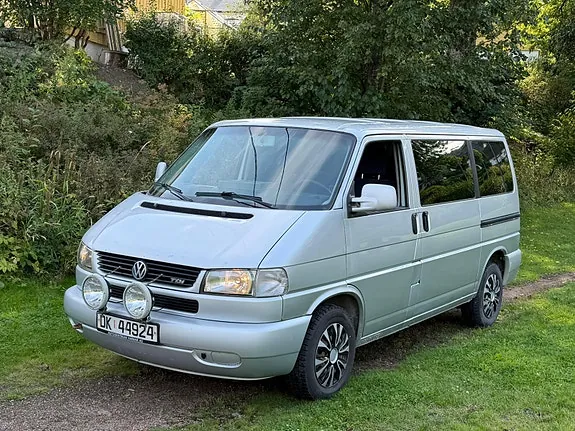 Volkswagen Caravelle 2002 photo 2