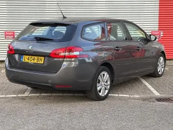 Peugeot 308 2021 photo 2