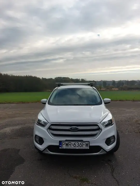 Ford Escape 2019 photo 2