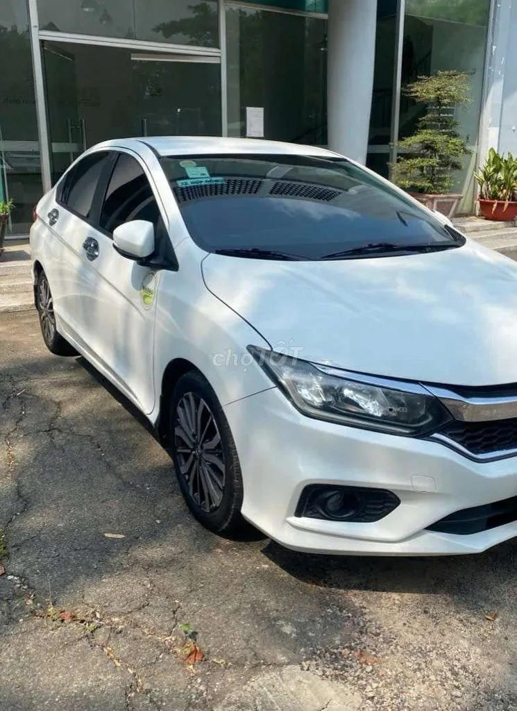 Honda City 2018 photo 2