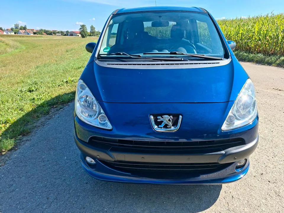 Peugeot 1007