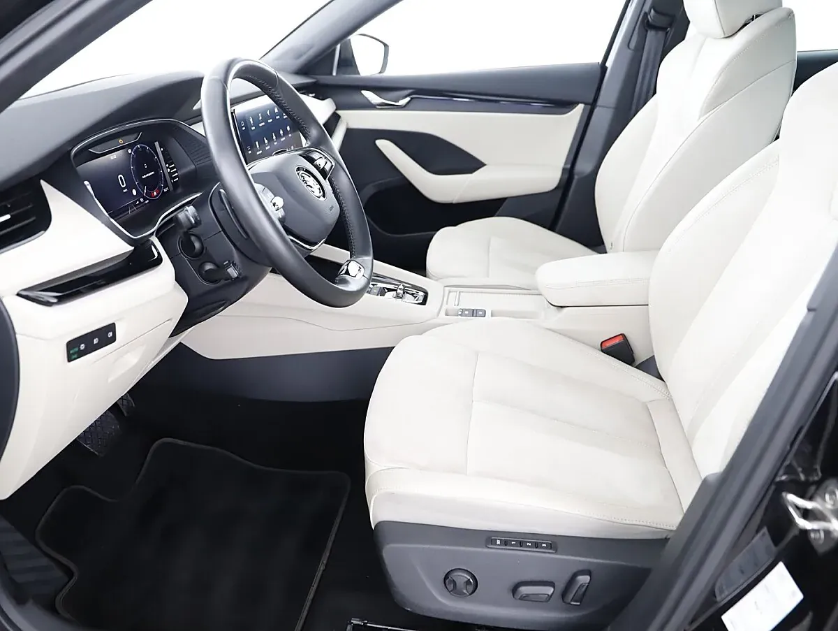 Skoda Octavia 2021 photo 3