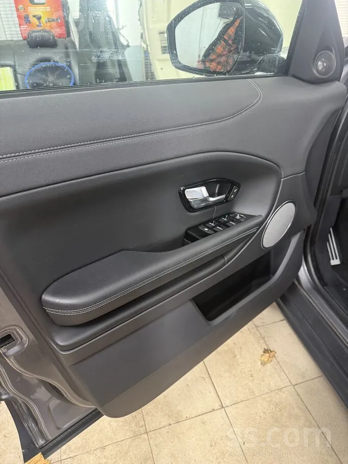 Land Rover Range Rover Evoque 2018 photo 5