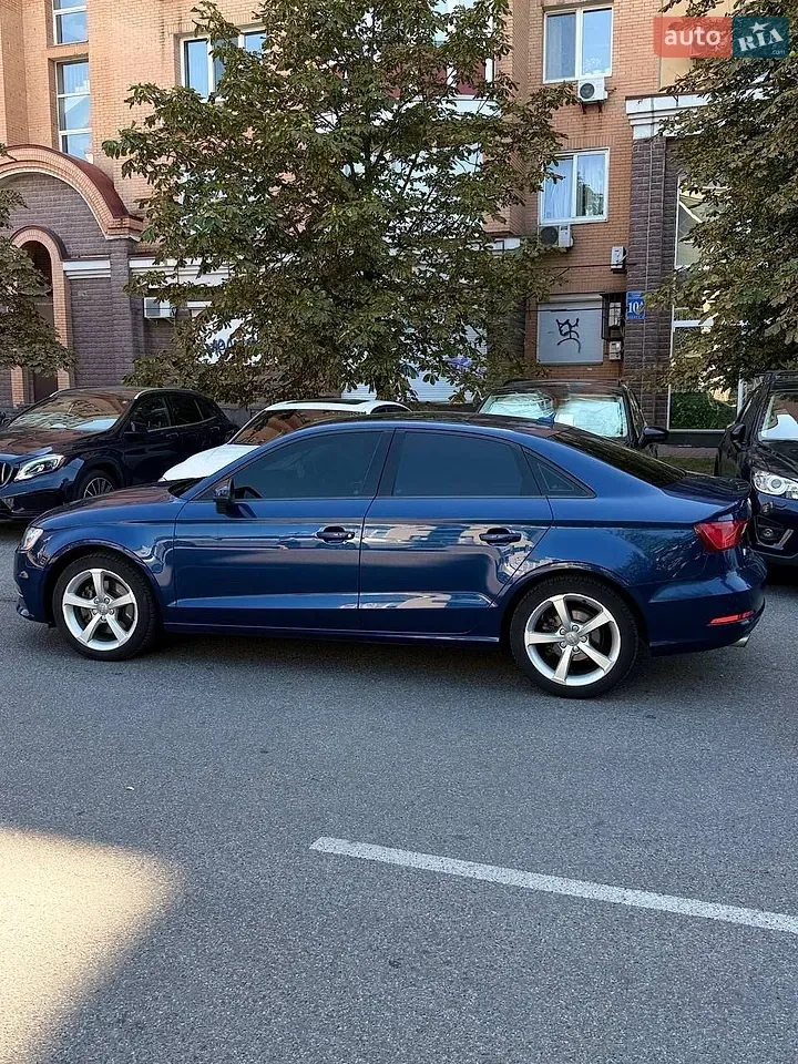 Audi A3 2015 photo 2