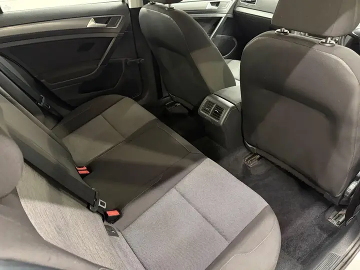Volkswagen Golf 2013 photo 5