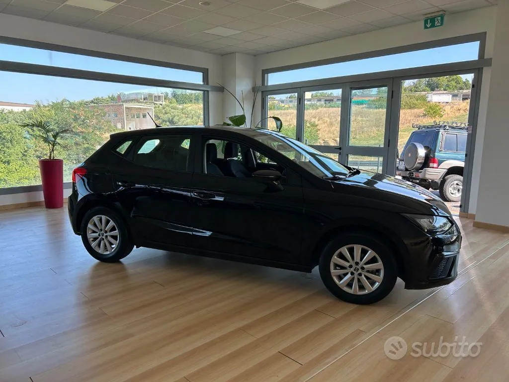 Seat Ibiza 2022 photo 2