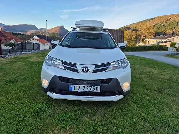 Toyota Rav4 2015 photo 3