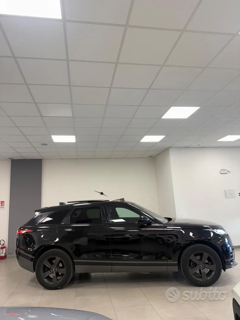 Land Rover Range Rover Velar 2019 photo 2