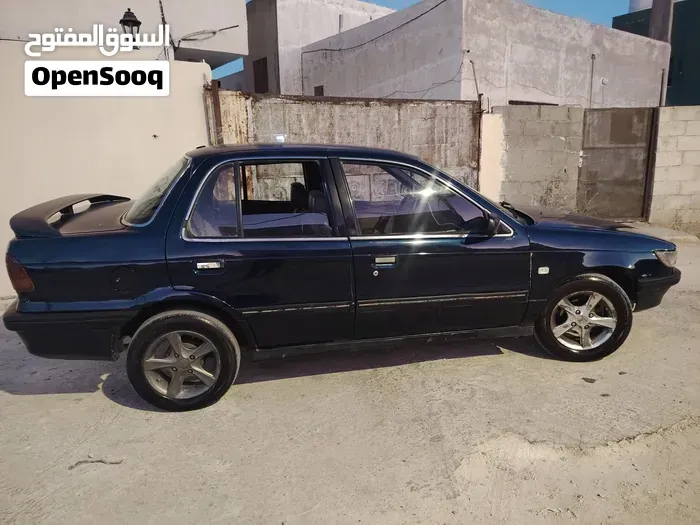 Mitsubishi Lancer 1989 photo 4