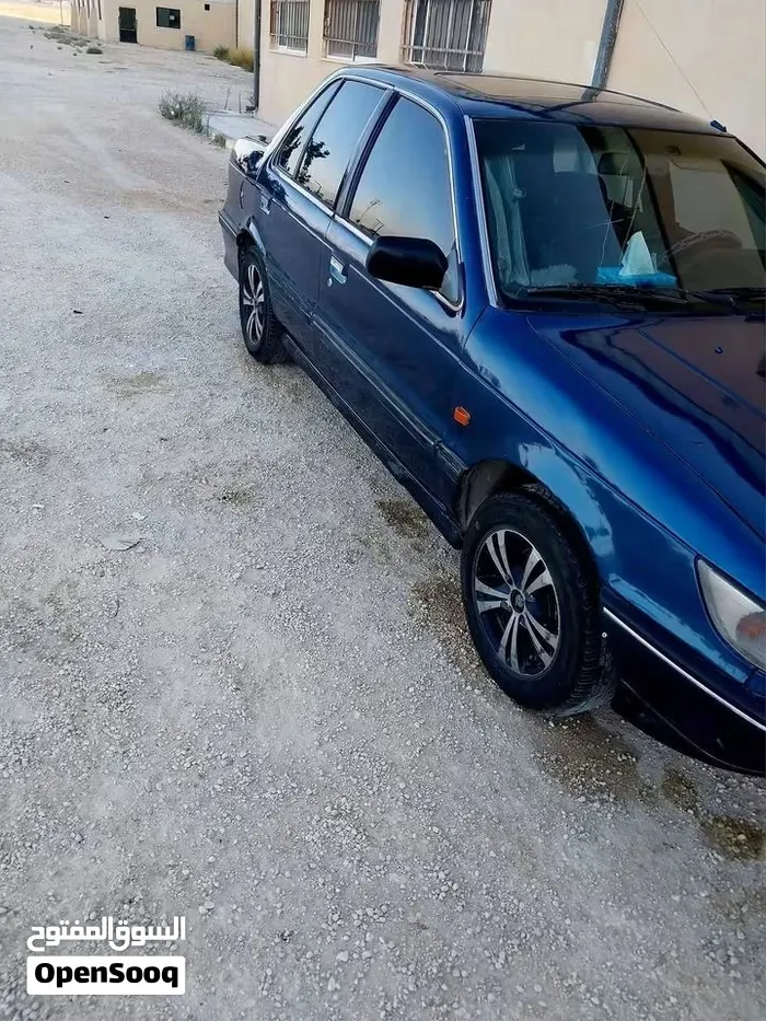 Mitsubishi Lancer 1989 photo 2