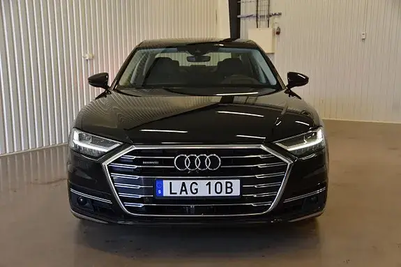 Audi A8 2018 photo 3