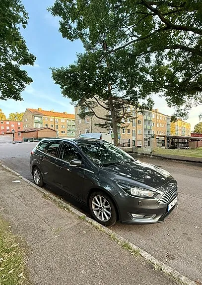 Ford Focus 2018 photo 2