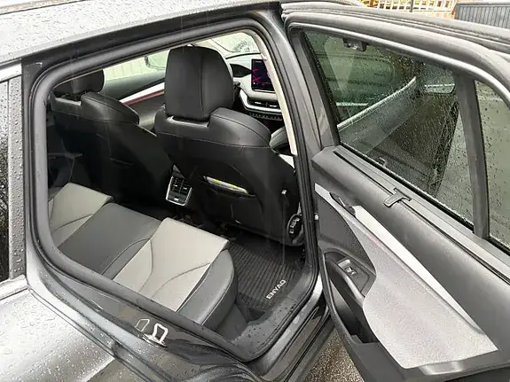 Skoda Enyaq 2023 photo 5